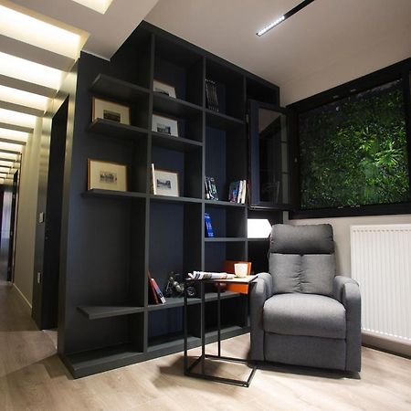 The Lux2 A Gorgeous Apartment Thessaloniki Exterior photo