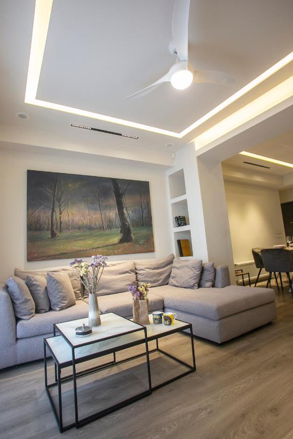 The Lux2 A Gorgeous Apartment Thessaloniki Exterior photo